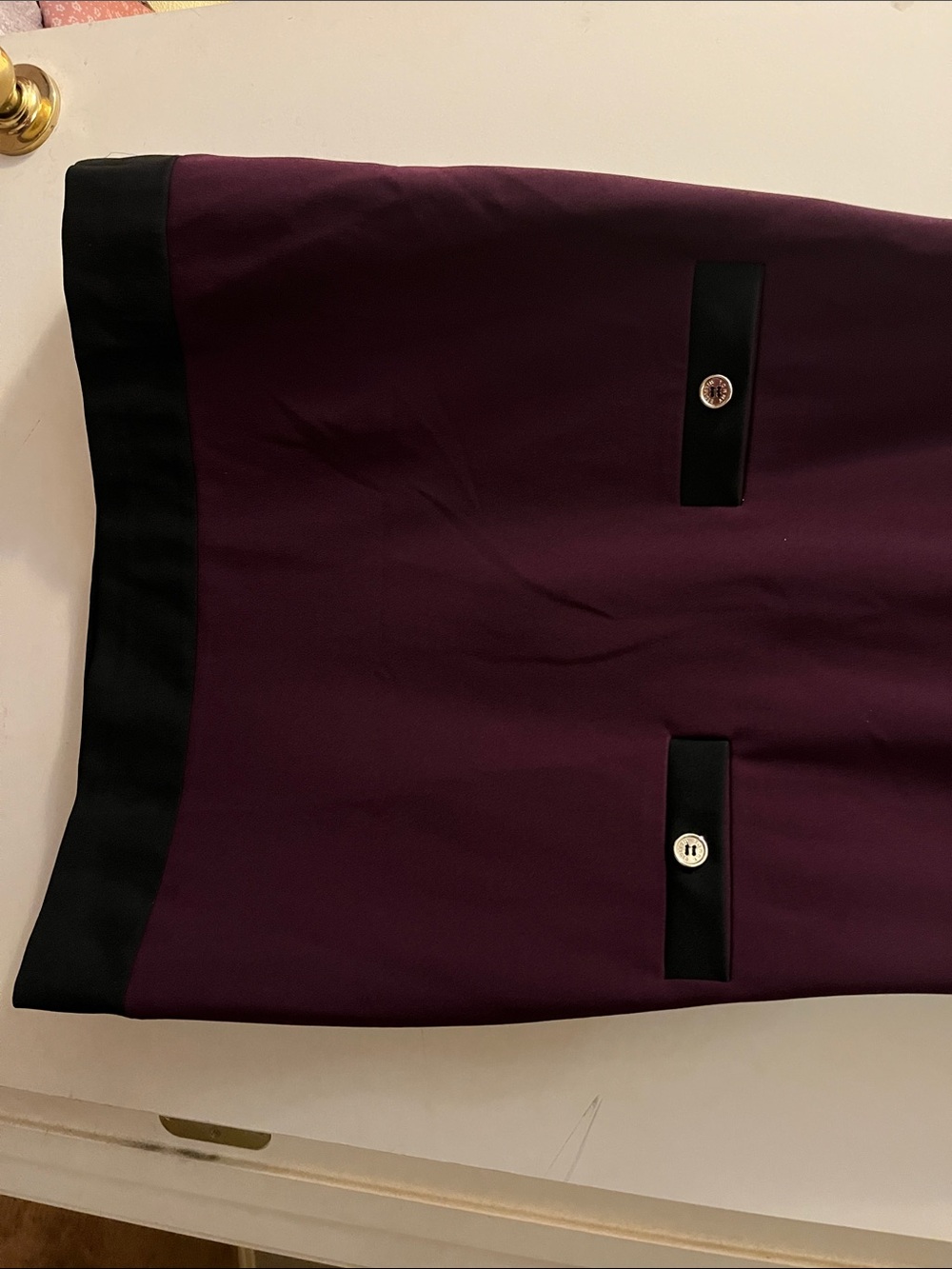 Tommy Hilfiger Plum Midi Shift Dress with Black Accents - Picture 3 of 7
